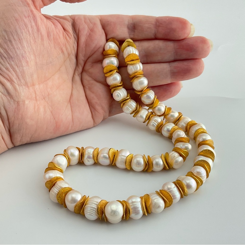 Chunky, White Baroque Pearl & Sparkle Gold Necklace, Fresh Water Pearls, Baroque - Picture 9 of 12